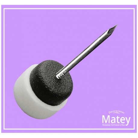 RESBALÓN PLÁSTICO CON CLAVO DE 13MM